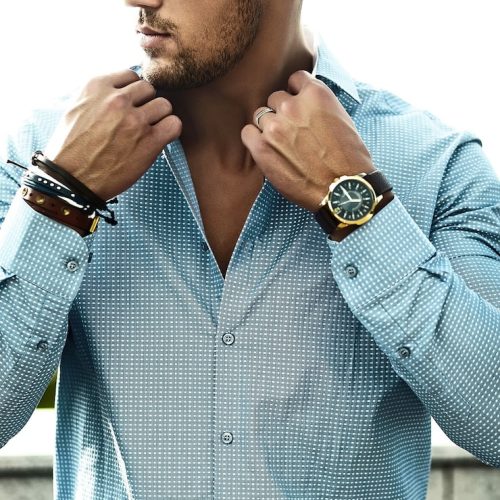 fashion-portrait-young-sexy-handsome-model-man-casual-cloth-sunglasses-street_158538-9739